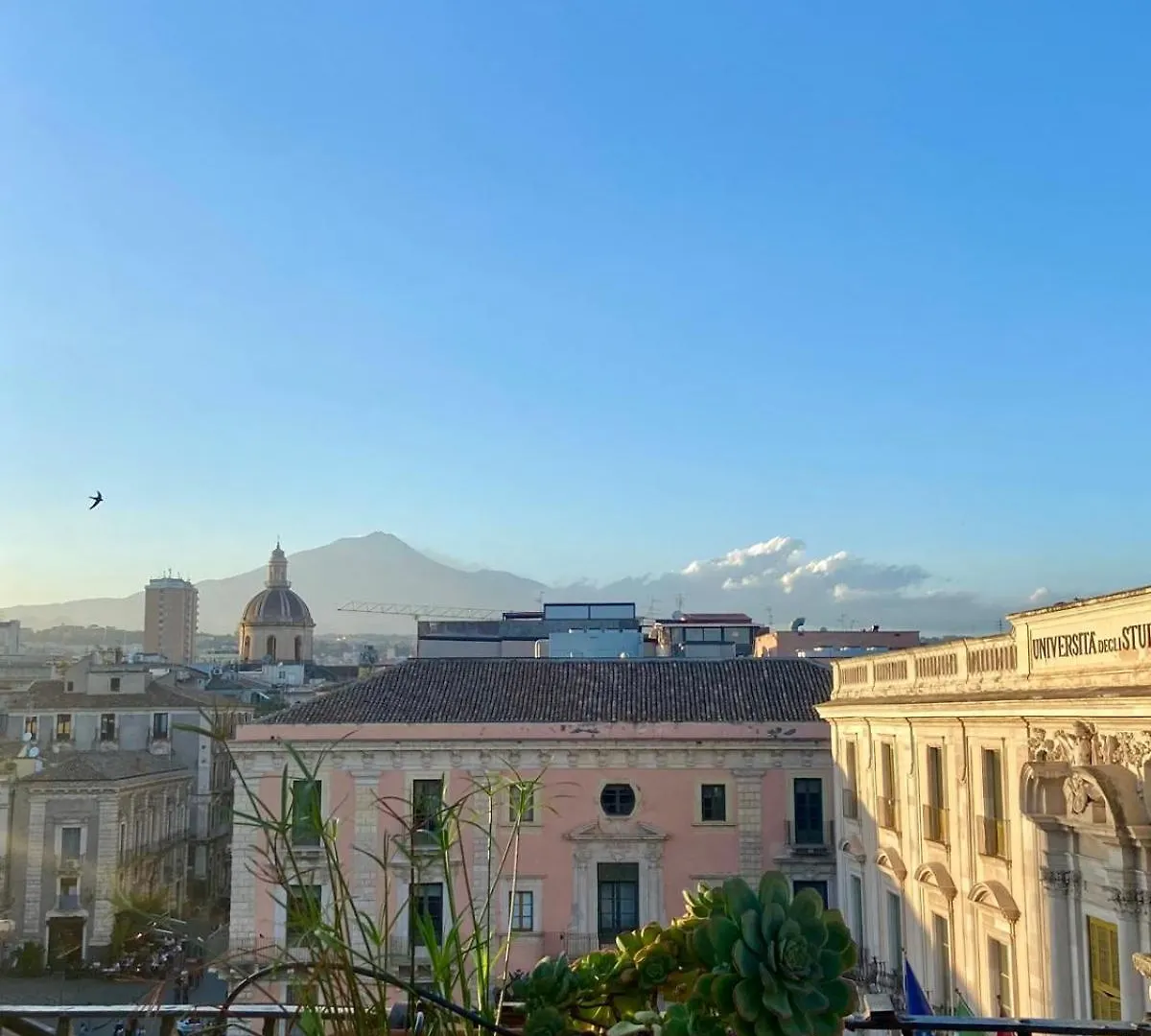 Raisi Suites & Apartment Catania