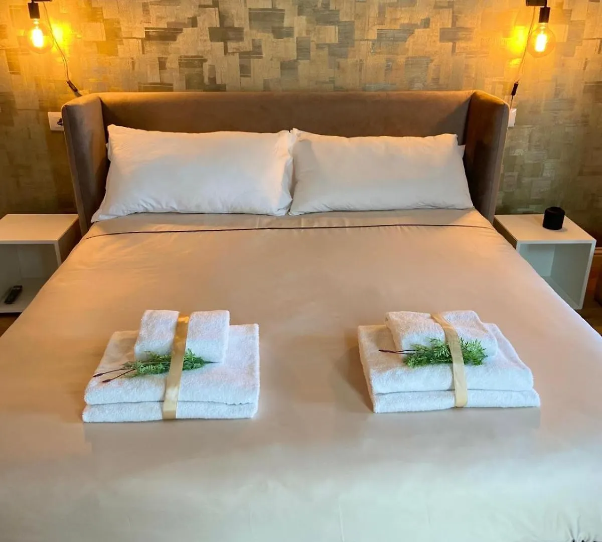 Raisi Suites & Apartment Catania